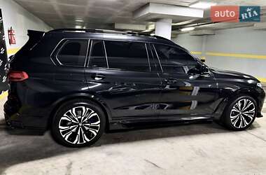 Внедорожник / Кроссовер BMW X7 2022 в Киеве