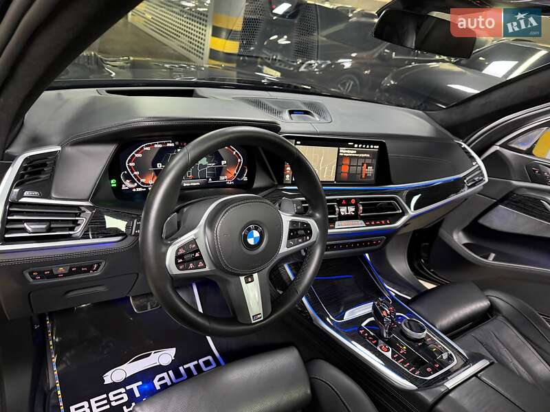 Внедорожник / Кроссовер BMW X7 2022 в Киеве
