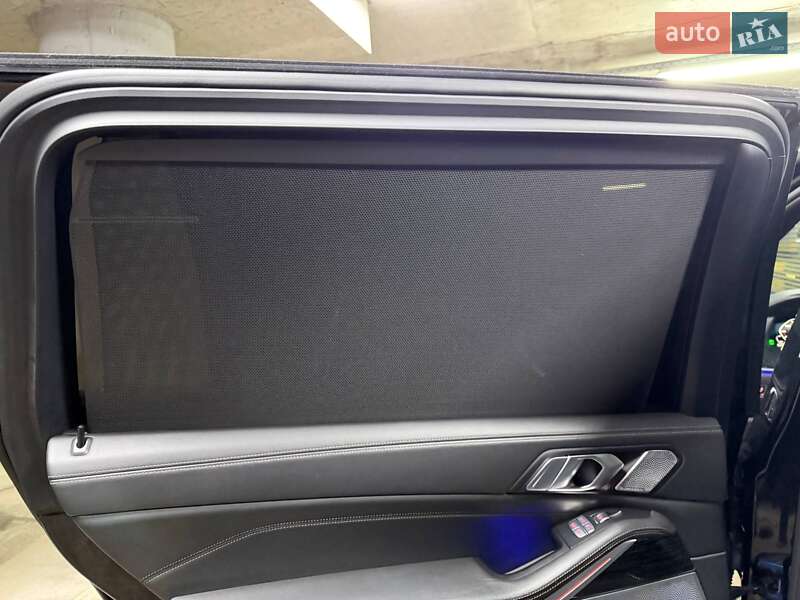 Внедорожник / Кроссовер BMW X7 2022 в Киеве