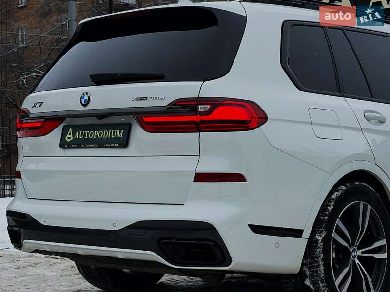 Внедорожник / Кроссовер BMW X7 2022 в Киеве