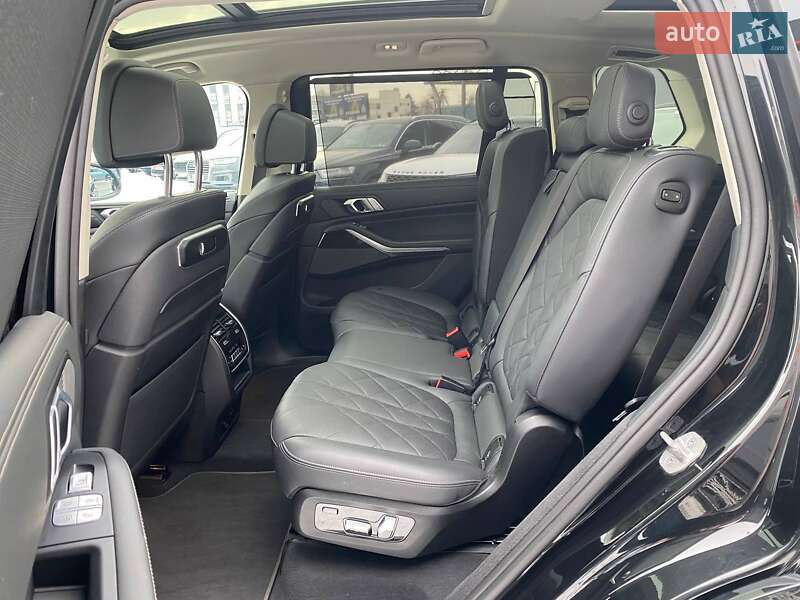 Внедорожник / Кроссовер BMW X7 2023 в Львове