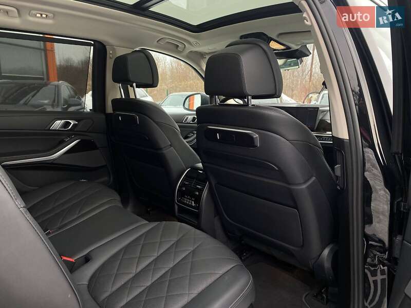 Внедорожник / Кроссовер BMW X7 2023 в Львове