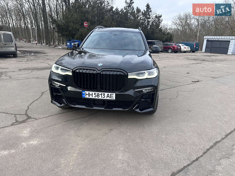 Внедорожник / Кроссовер BMW X7 2020 в Одессе
