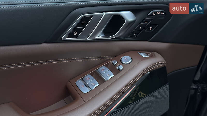 Позашляховик / Кросовер BMW X7 2023 в Києві