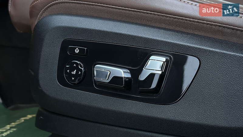 Позашляховик / Кросовер BMW X7 2023 в Києві