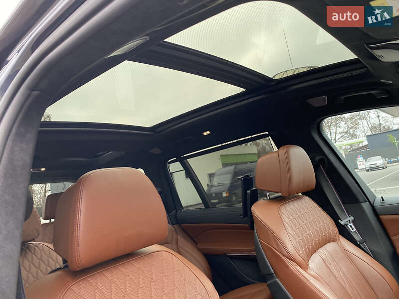 Внедорожник / Кроссовер BMW X7 2019 в Днепре