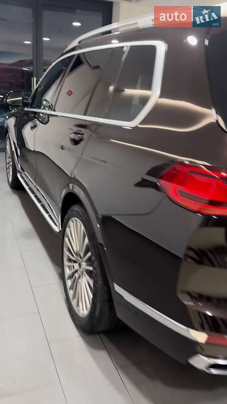Внедорожник / Кроссовер BMW X7 2022 в Ирпене