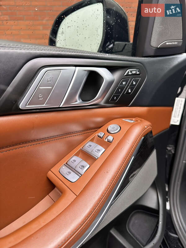 Внедорожник / Кроссовер BMW X7 2020 в Киеве