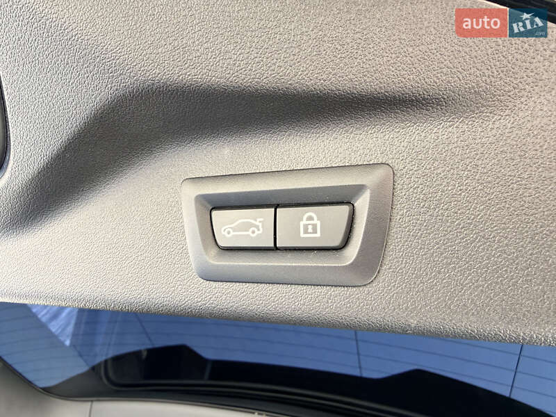 Позашляховик / Кросовер BMW X7 2023 в Дніпрі