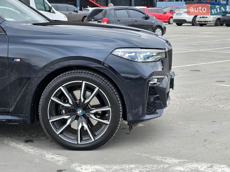 Внедорожник / Кроссовер BMW X7 2022 в Киеве
