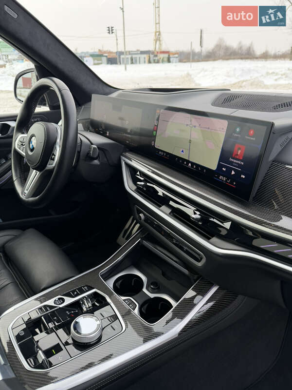 Внедорожник / Кроссовер BMW X7 2024 в Луцке