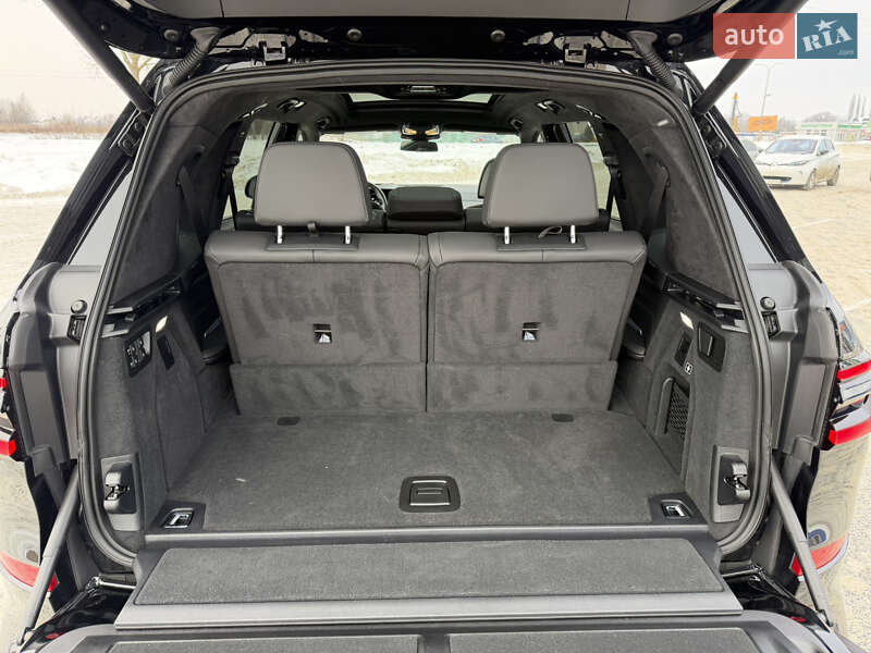 Внедорожник / Кроссовер BMW X7 2024 в Луцке