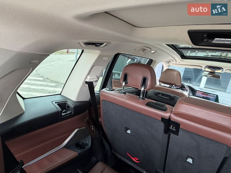 Внедорожник / Кроссовер BMW X7 2019 в Киеве