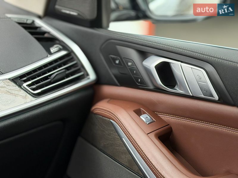 Внедорожник / Кроссовер BMW X7 2019 в Киеве