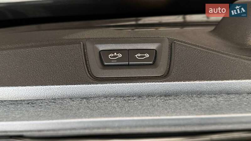 Внедорожник / Кроссовер BMW X7 2021 в Киеве