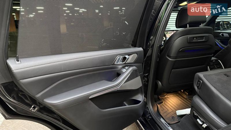 Внедорожник / Кроссовер BMW X7 2021 в Киеве