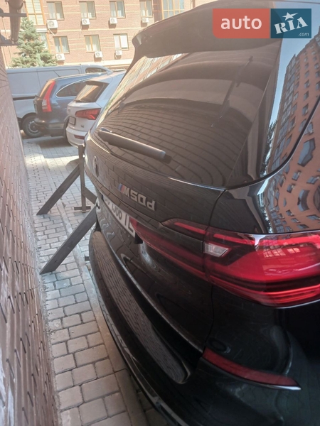 Внедорожник / Кроссовер BMW X7 2020 в Днепре