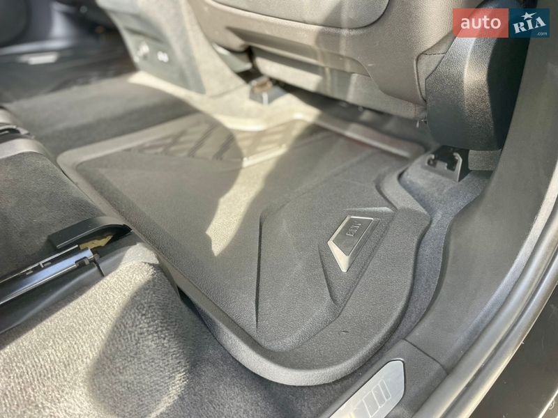 Внедорожник / Кроссовер BMW X7 2022 в Луцке