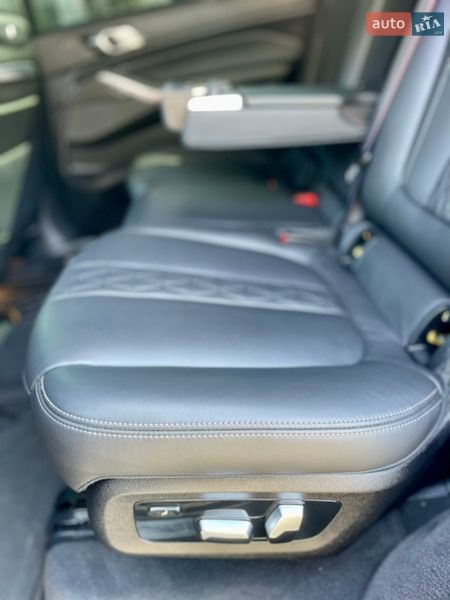 Внедорожник / Кроссовер BMW X7 2022 в Луцке