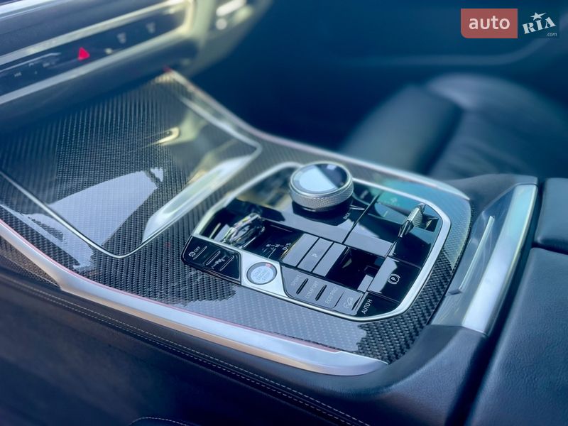 Внедорожник / Кроссовер BMW X7 2022 в Луцке