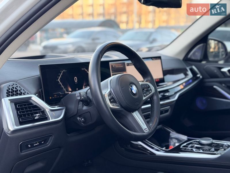 Внедорожник / Кроссовер BMW X7 2023 в Киеве