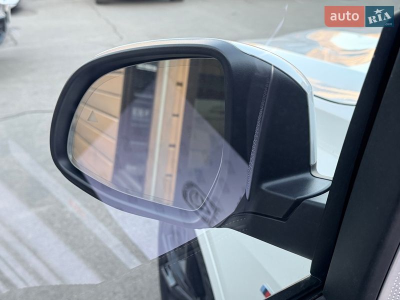 Внедорожник / Кроссовер BMW X7 2023 в Киеве