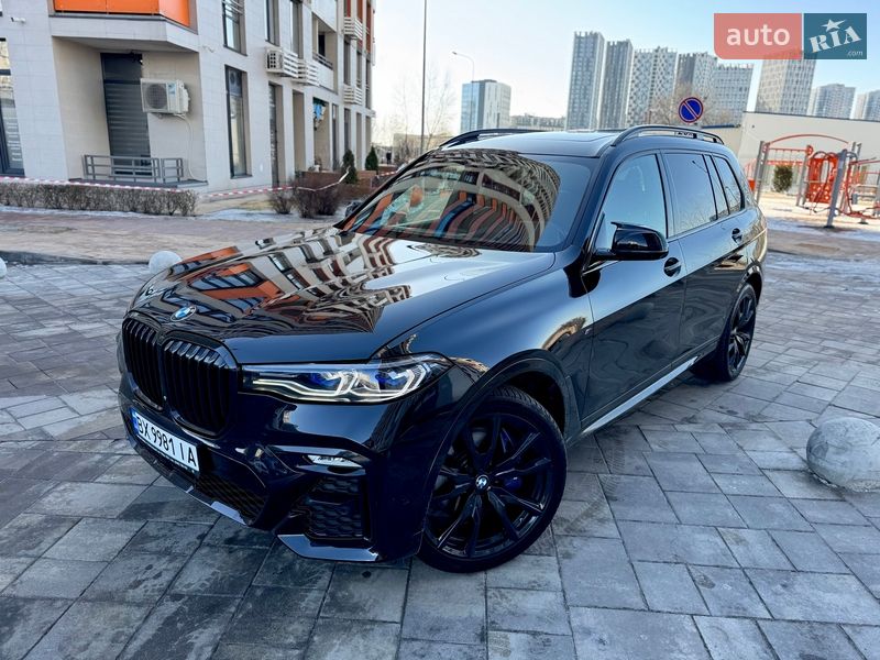 Внедорожник / Кроссовер BMW X7 2021 в Киеве