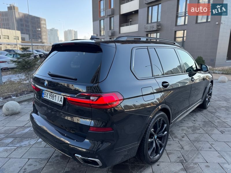Внедорожник / Кроссовер BMW X7 2021 в Киеве