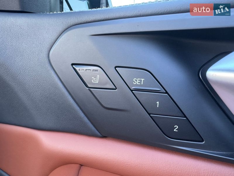 Внедорожник / Кроссовер BMW X7 2021 в Киеве