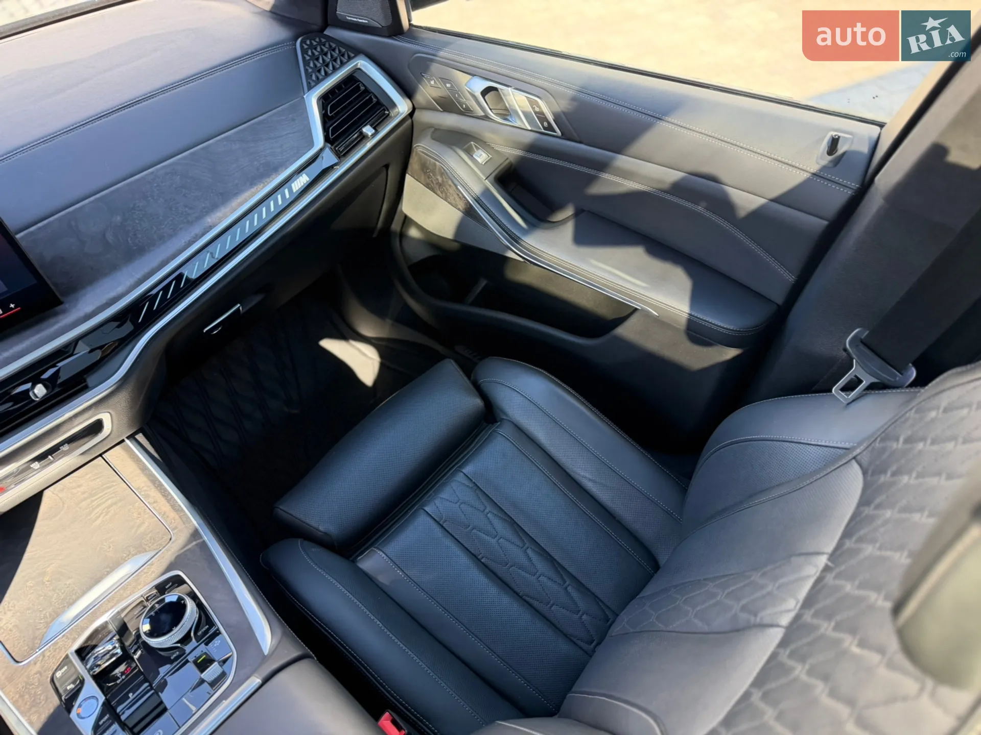 2024 BMW X7 - мініатюра 64