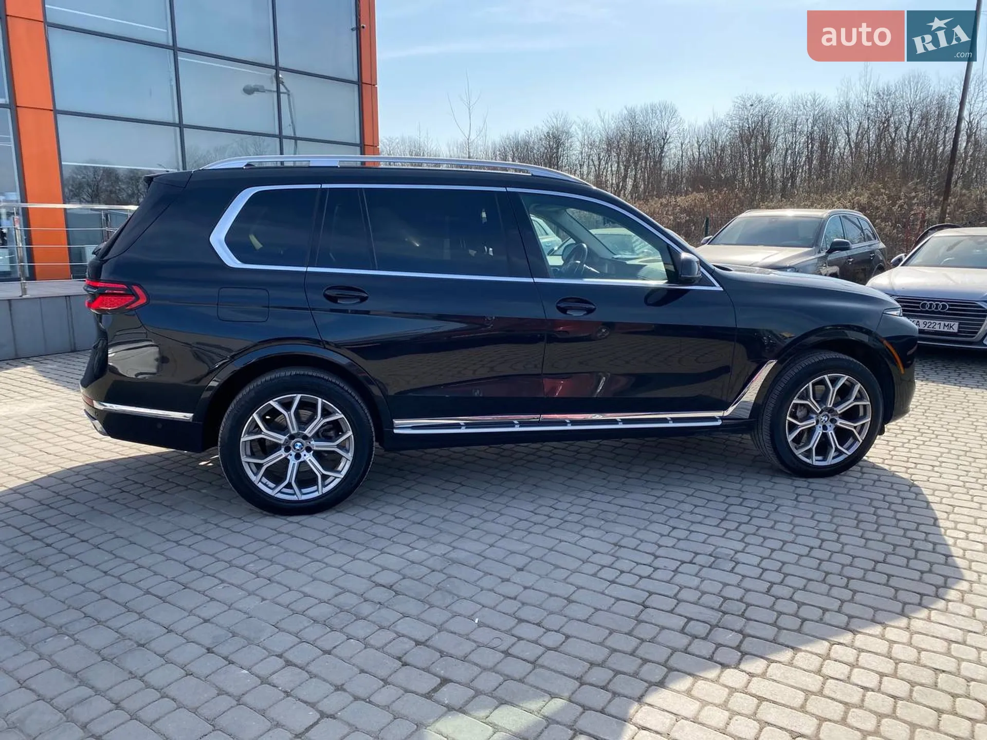 2023 BMW X7 - мініатюра 8