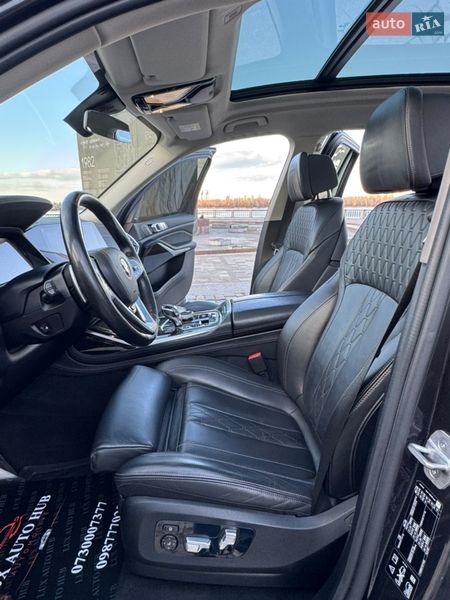 Позашляховик / Кросовер BMW X7 2020 в Києві