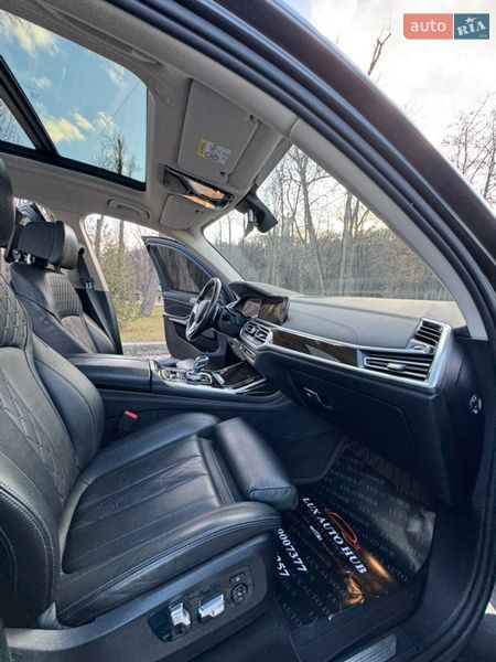 Позашляховик / Кросовер BMW X7 2020 в Києві