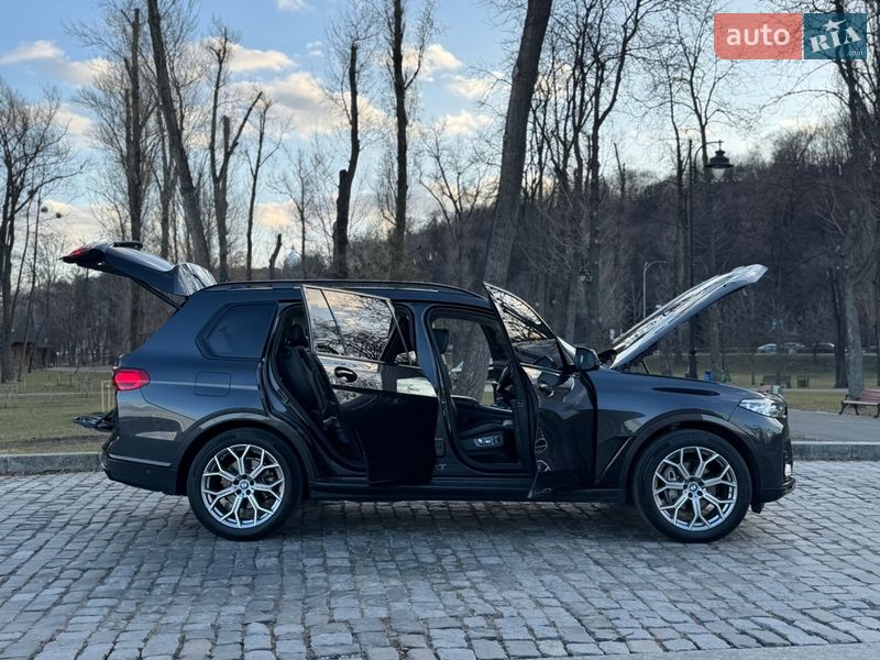 Позашляховик / Кросовер BMW X7 2020 в Києві