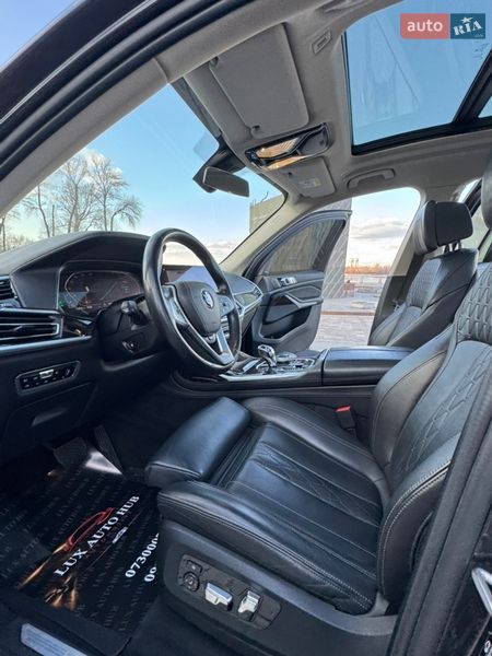 Позашляховик / Кросовер BMW X7 2020 в Києві