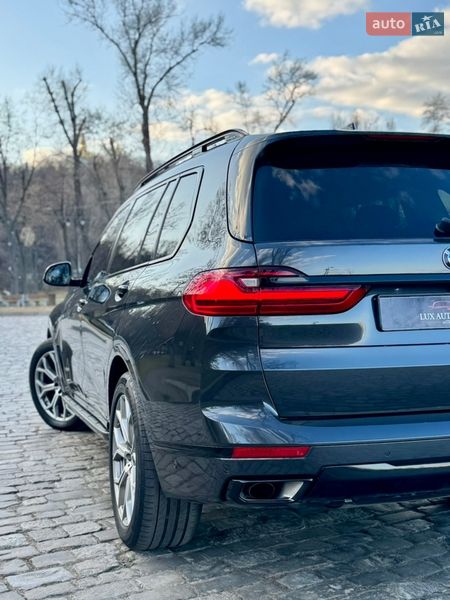 Позашляховик / Кросовер BMW X7 2020 в Києві