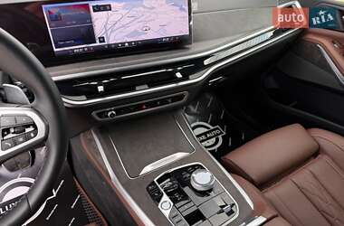 Позашляховик / Кросовер BMW X7 2024 в Києві