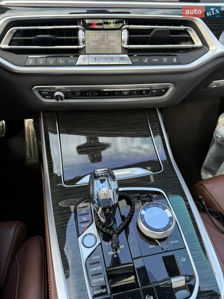 Внедорожник / Кроссовер BMW X7 2020 в Киеве
