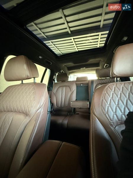 Внедорожник / Кроссовер BMW X7 2020 в Киеве