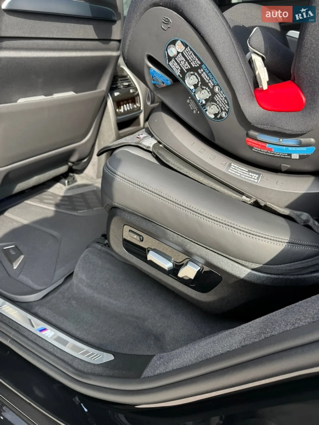 2025 BMW X7 - мініатюра 28