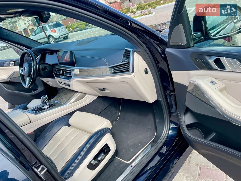 Внедорожник / Кроссовер BMW X7 2019 в Одессе