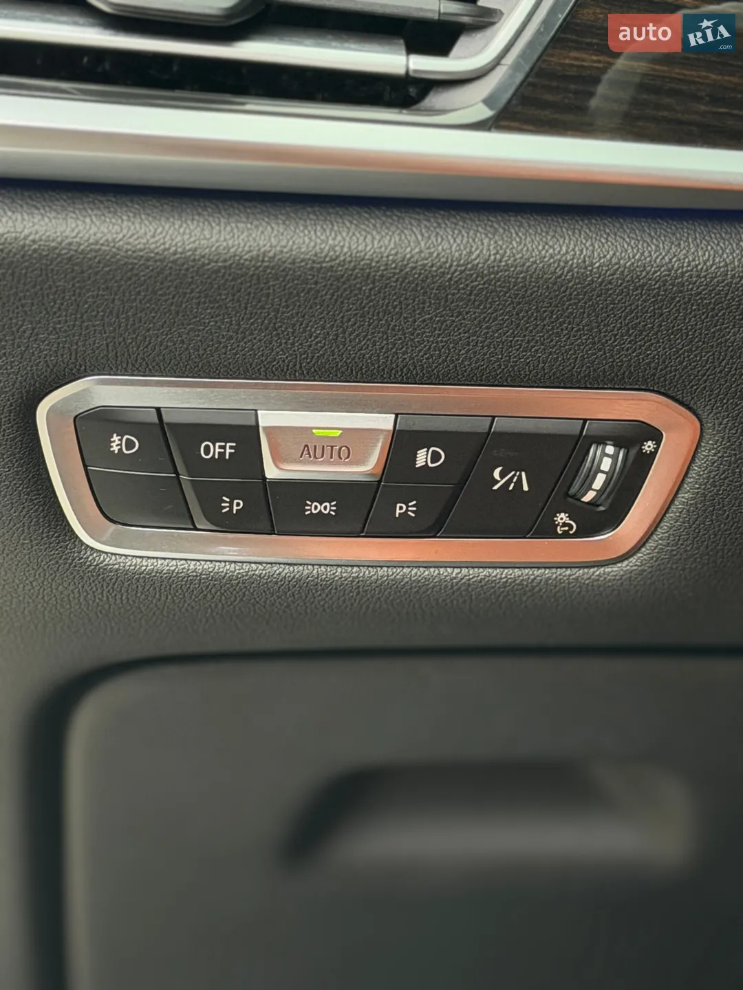 2019 BMW X7 - мініатюра 34