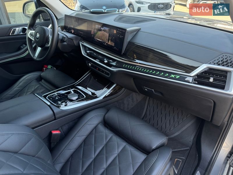 Внедорожник / Кроссовер BMW X7 2024 в Львове
