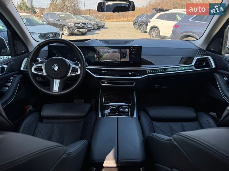 Внедорожник / Кроссовер BMW X7 2024 в Львове