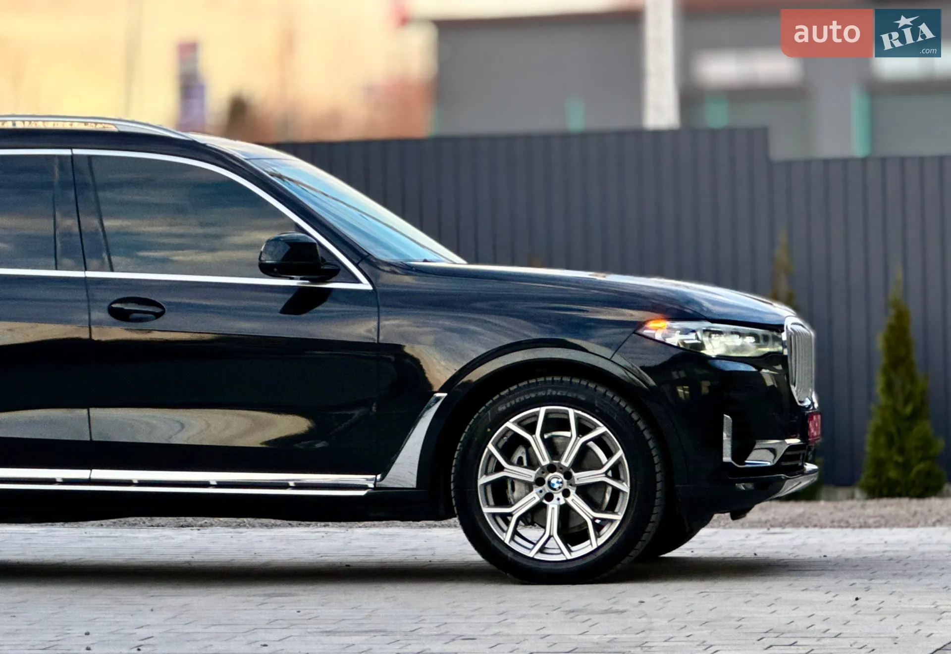 2020 BMW X7 - мініатюра 10