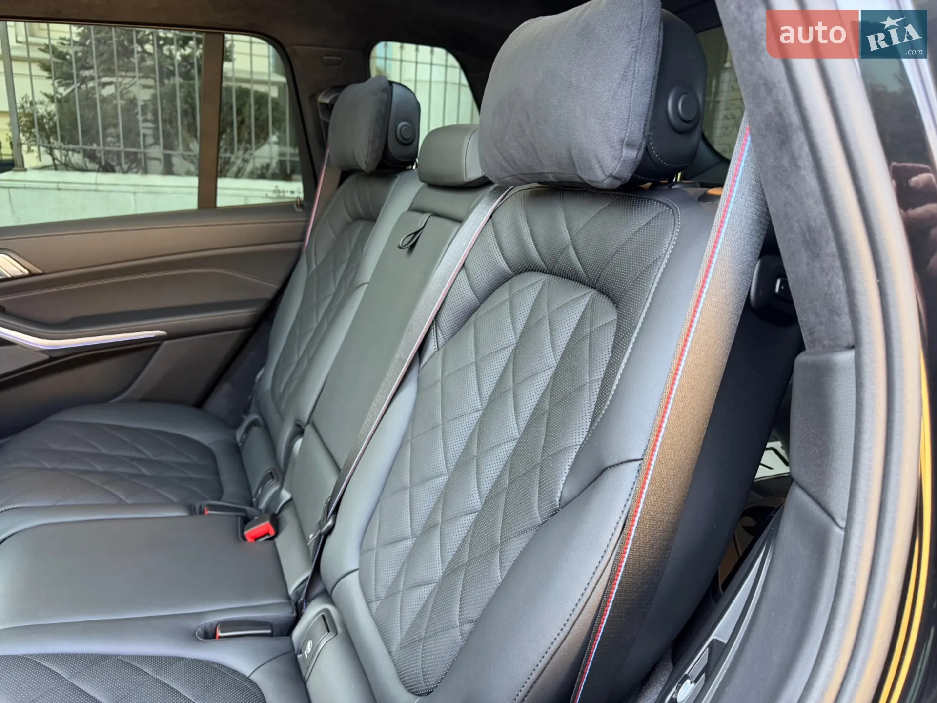 2023 BMW X7 - мініатюра 27