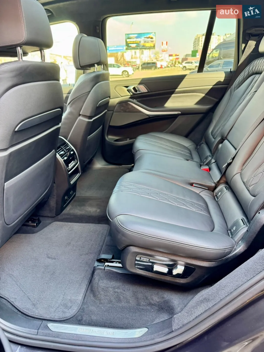2020 BMW X7 - мініатюра 27