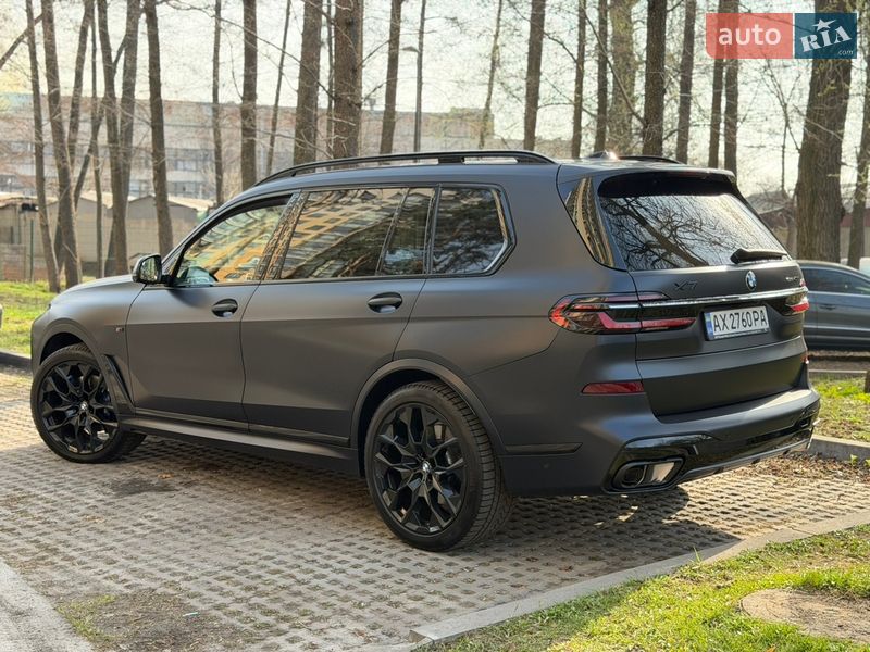 Позашляховик / Кросовер BMW X7 2023 в Києві фото 6 Позашляховик / Кросовер BMW X7 2023 в Києві