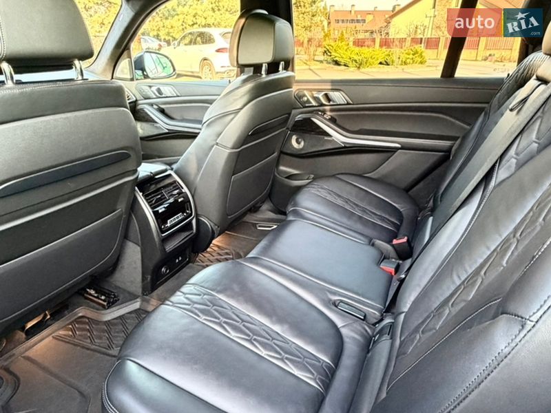 Позашляховик / Кросовер BMW X7 2020 в Києві фото 9 Позашляховик / Кросовер BMW X7 2020 в Києві