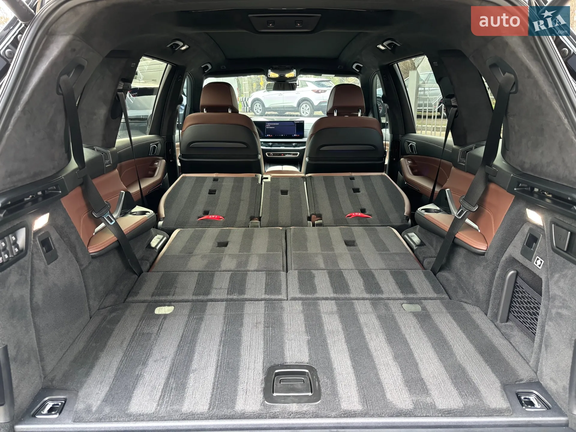 2023 BMW X7 - мініатюра 46
